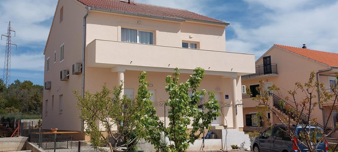Apartment Angela Šibenik Exterior foto